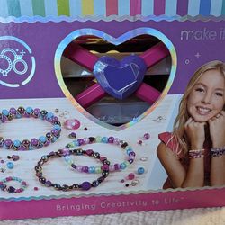 Make it Real Ultimate Bead Studio Set Jewelry Making Kit 2600 Beads 