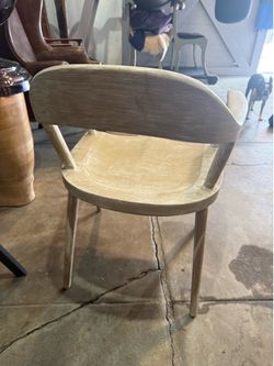 1 Modern solid wood sculpted chair  250$