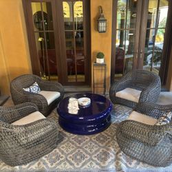 Designer Vintage  Patio Furniture    HIGH END 