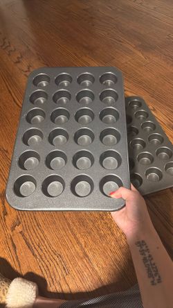 2 Mini Muffin Pans