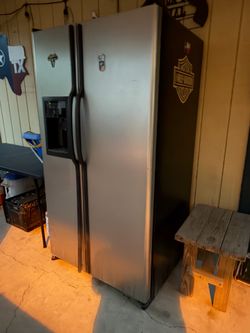 Refrigerator-Double Door