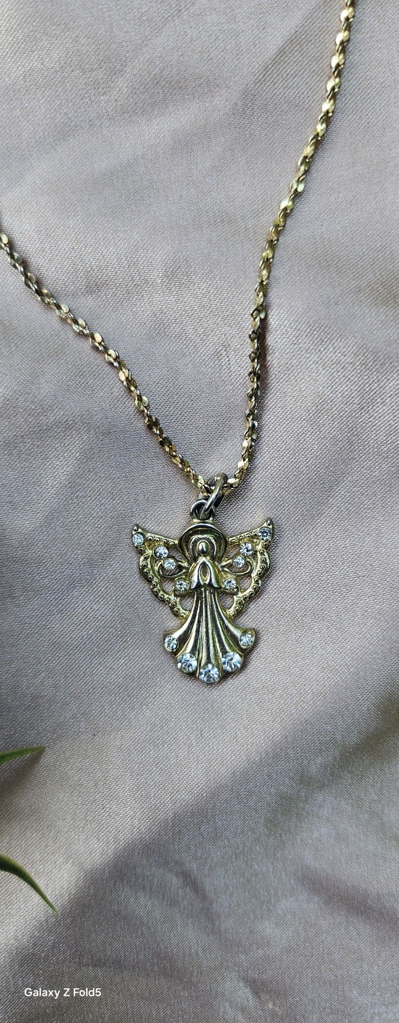 Vintage GOLD Toned Angel Winged PENDANT