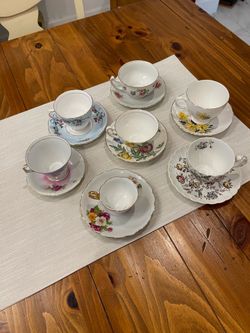 Vintage teacups and saucers
