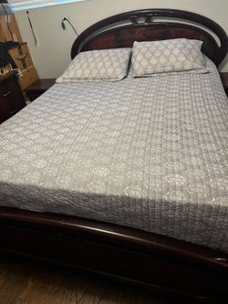 Mid-Century Modern Style Burl Wood 5-Piece Bedroom Suite – Winnetka (Must Go By Nov 13)
