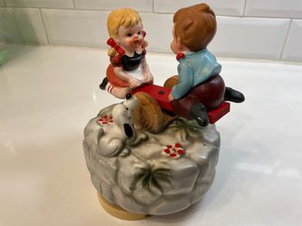 Vintage Goebel Hummel Animated Music Box – Working