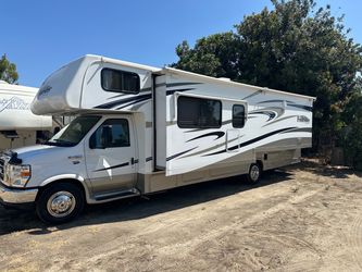 2013 Forrester by Forest River classy motorhome