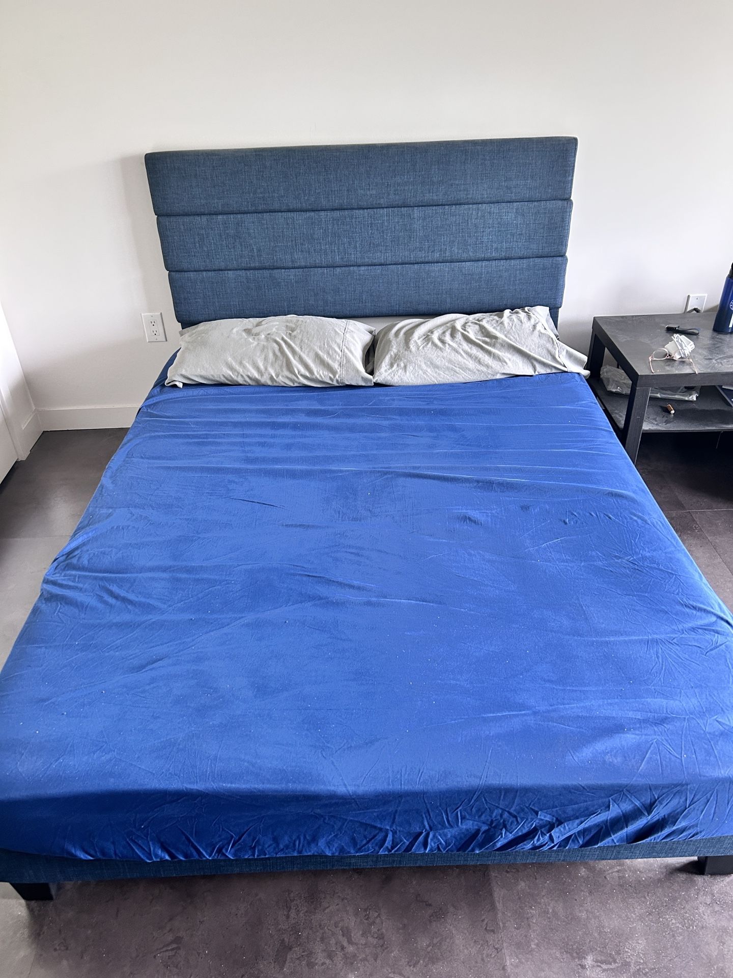 Bed Frame And mattress