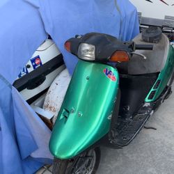 1987 Honda Elite Scooter
