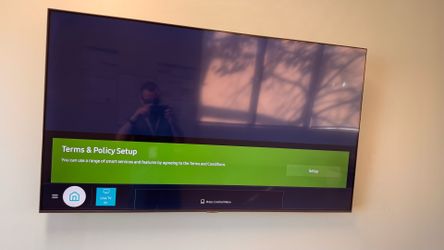 Samsung 7 Series 55in LED Smart TV, with wall mount
