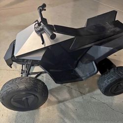 Tesla Quad 