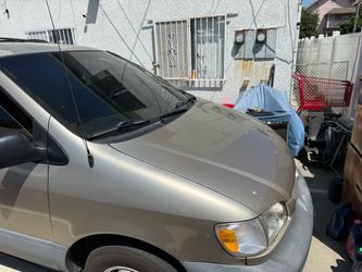 2000 Toyota sienna