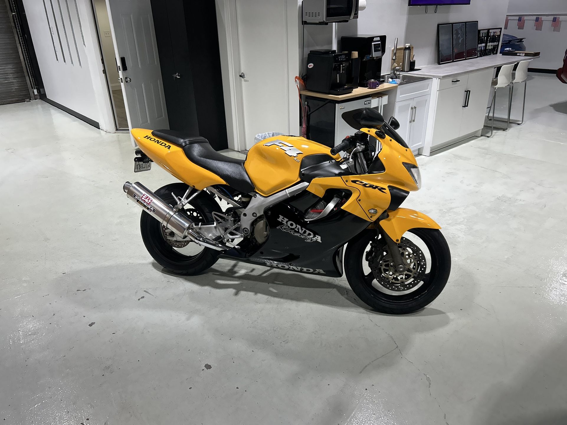 Cbr F4 Ho