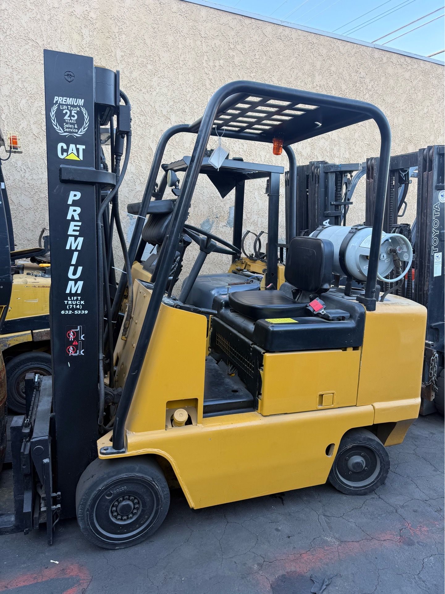 Caterpillar forklift