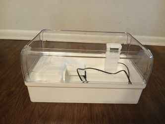 Turtle Tank (Like New)