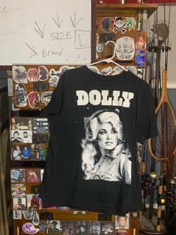 Men’s black t shirt