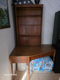 Vintage Ethan Allen Corner Table