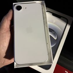 iPhone 16 e  GET IT NOW!!