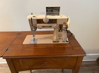 Vintage Singer Sewing Machine