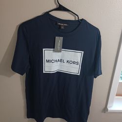 Michael Kors T Shirt NWT Medium 