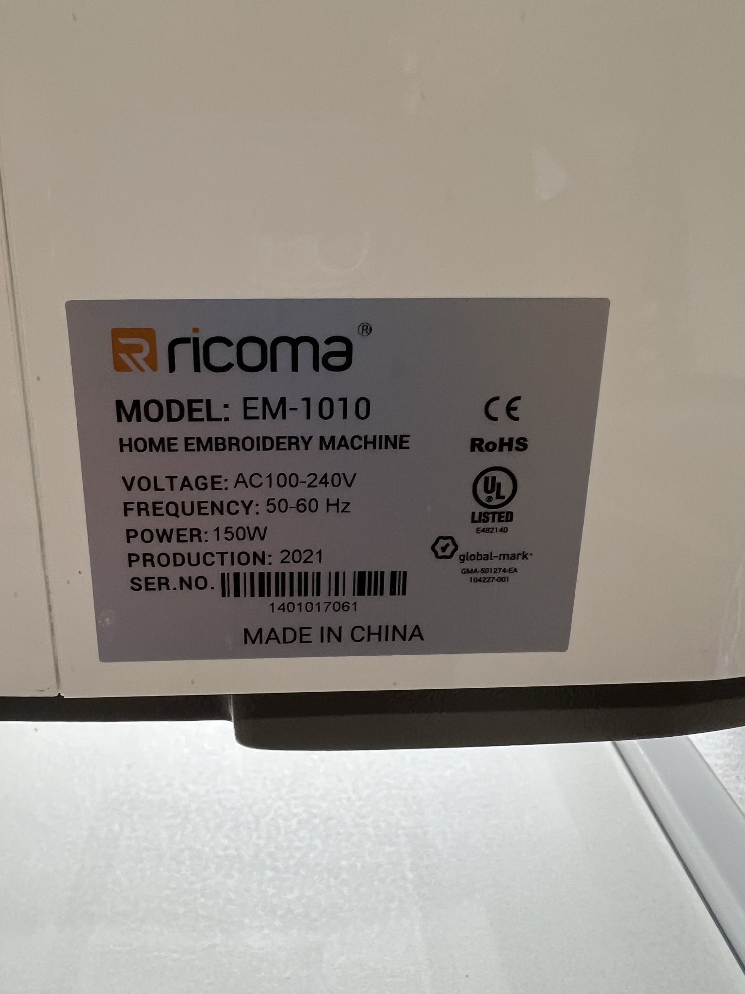 10 Needle Embroidery Machine