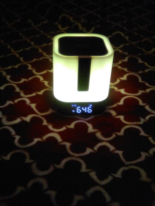 Good Bluetooth Portable Speaker With Alarm And Lights