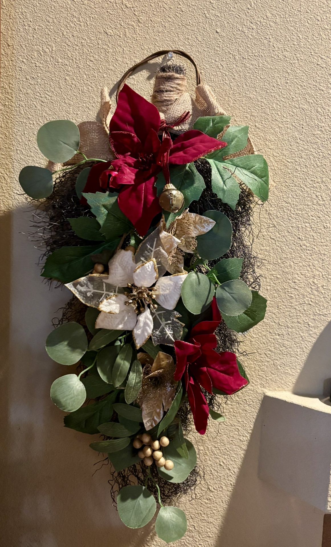 Holiday Wall Decor ( NEW)