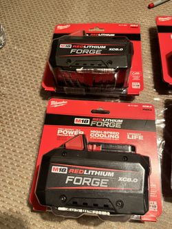 Brand New Milwauke M18 8ah Batterias $160 Each Sealed Package
