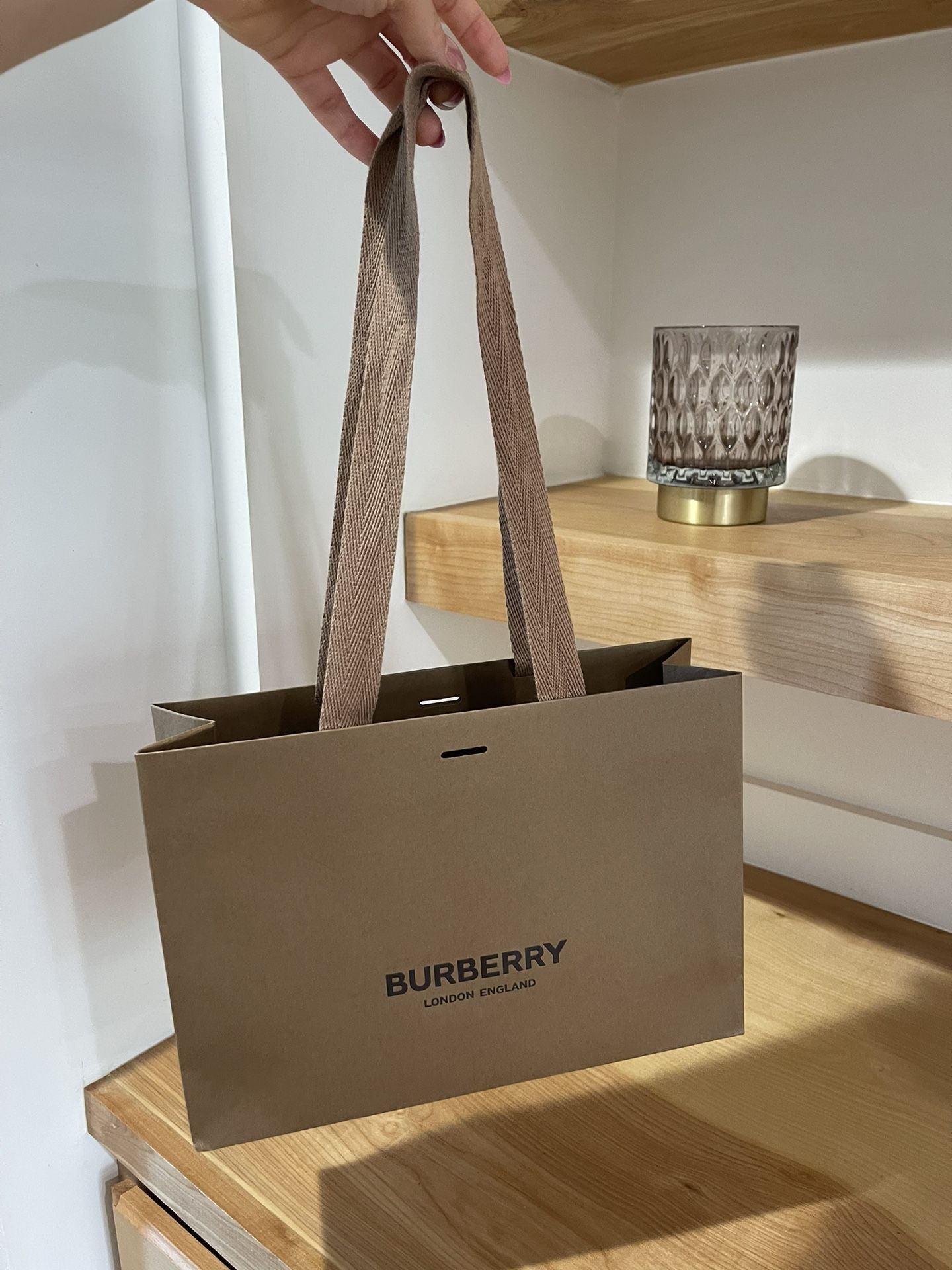 Burberry Shopping/ PaperBag