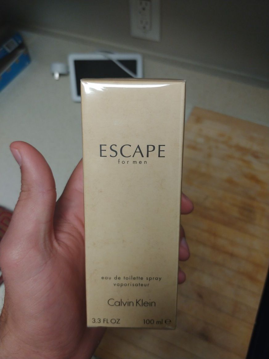 Calvin Klein Escape Cologne(New)