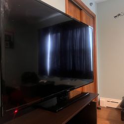 Westinghouse 42in TV w/remote