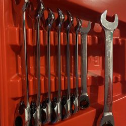 BRAND NEW Blue-Point (Snap-on) 8-Piece Ratcheting Wrench Set - NEW