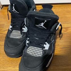 Jordan 4 White Thunder 