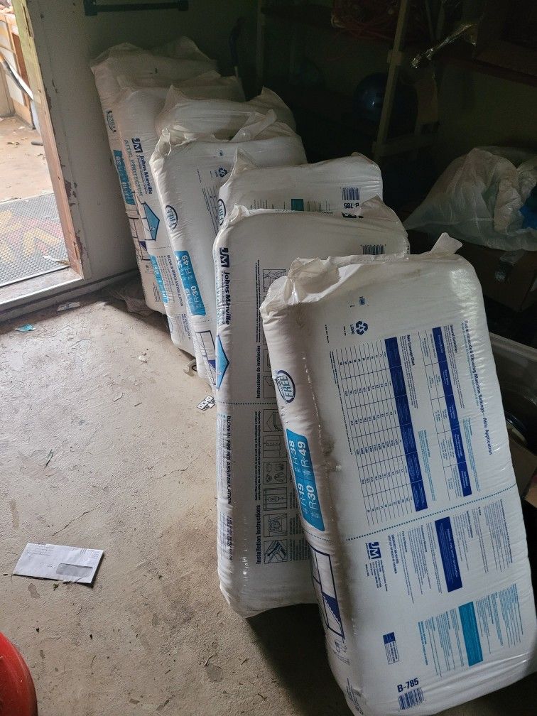 Blow In Fiberglass Insulation 