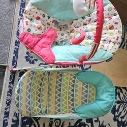 Baby bouncer and baby Bathing thing