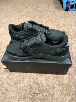 Travis Scott Jordan 1 phantoms