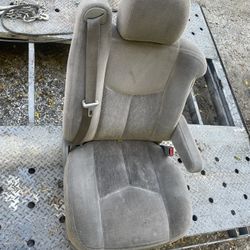 Chevrolet Silverado Passenger Seat Part 