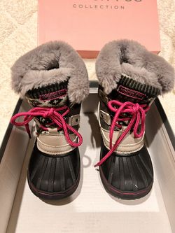 Girls Gray Pink London Fog Snow Boots Size 9