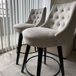 Vipbear Swivel Bar Stools (Set of 2)