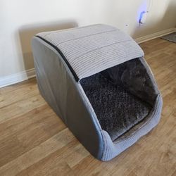 Large indoor Dog House/Cave/Bed