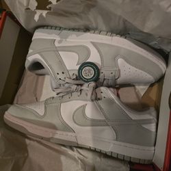 Nike Dunks