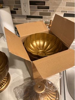 Gold wedding centerpieces vases