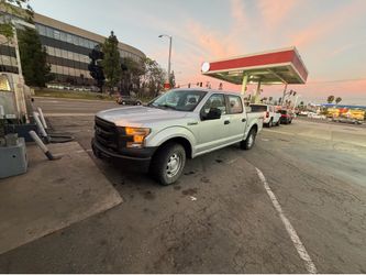 2016 Ford F150 SuperCrew Cab · XL Pickup 4D 6 1/2 ft