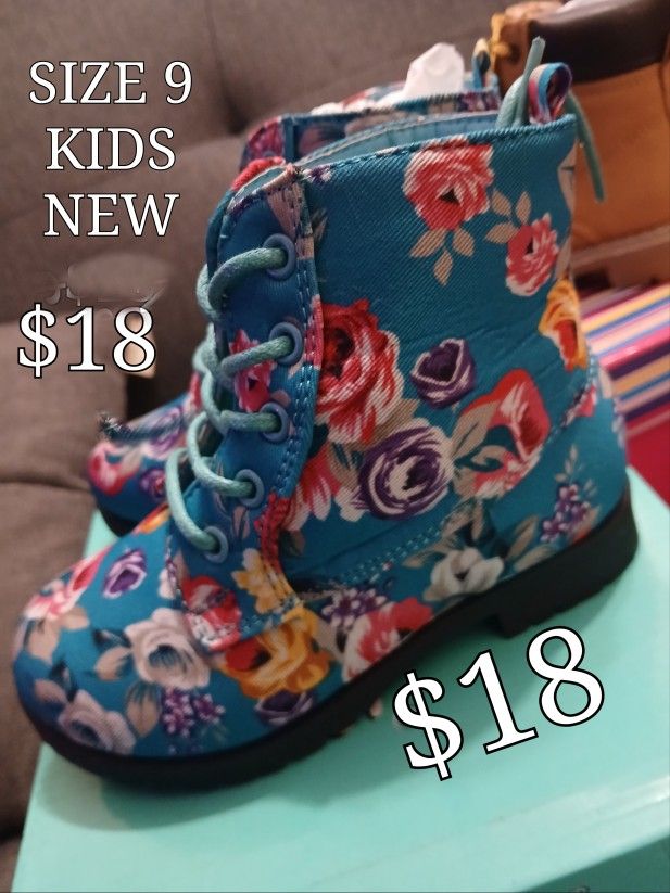 Lil GIRLS SIZE 9 BOOTS..NEW..$18
