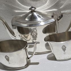 Bird of Paradise (Silverplate, 1923, Hollowware)
by Oneida Silver