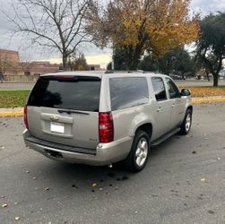 2008 Suburban LT