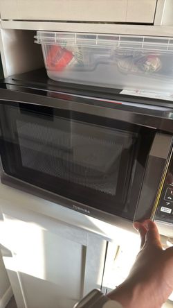 Toshiba Countertop Microwave Oven