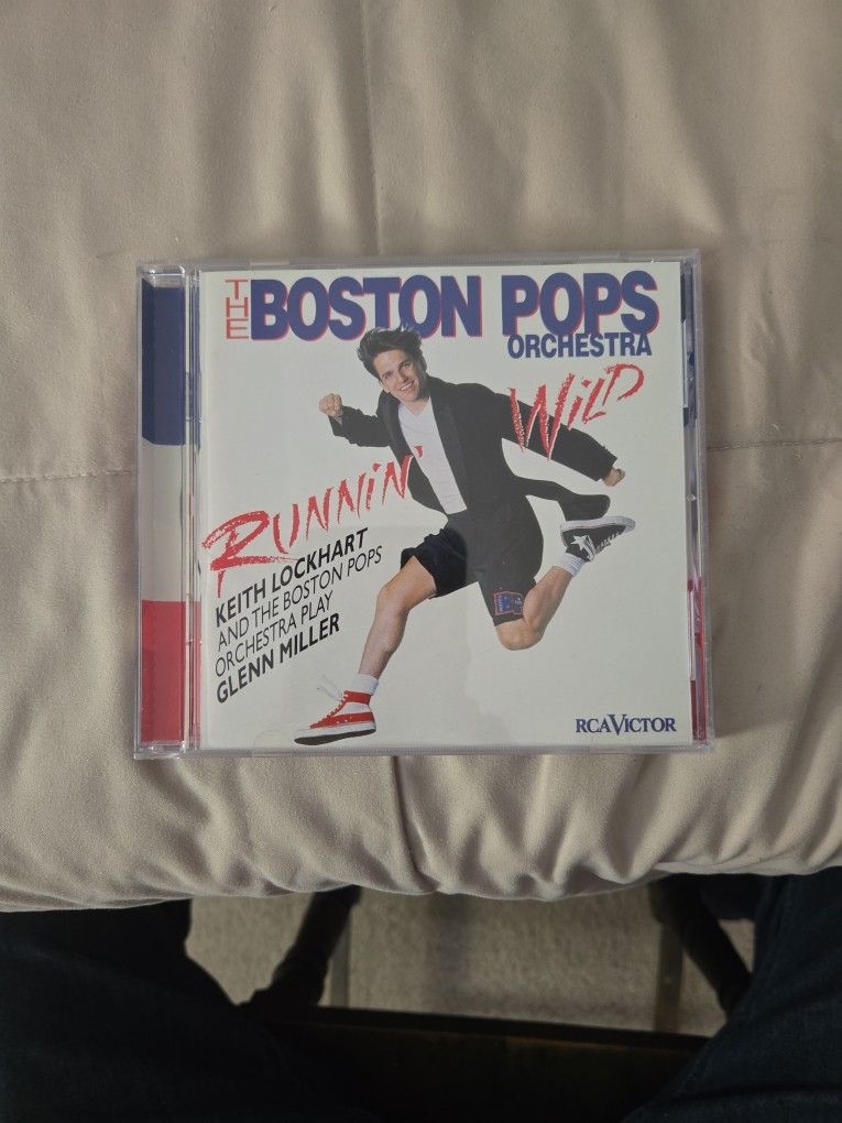 THE BOSTON POPS ORCHESTRA