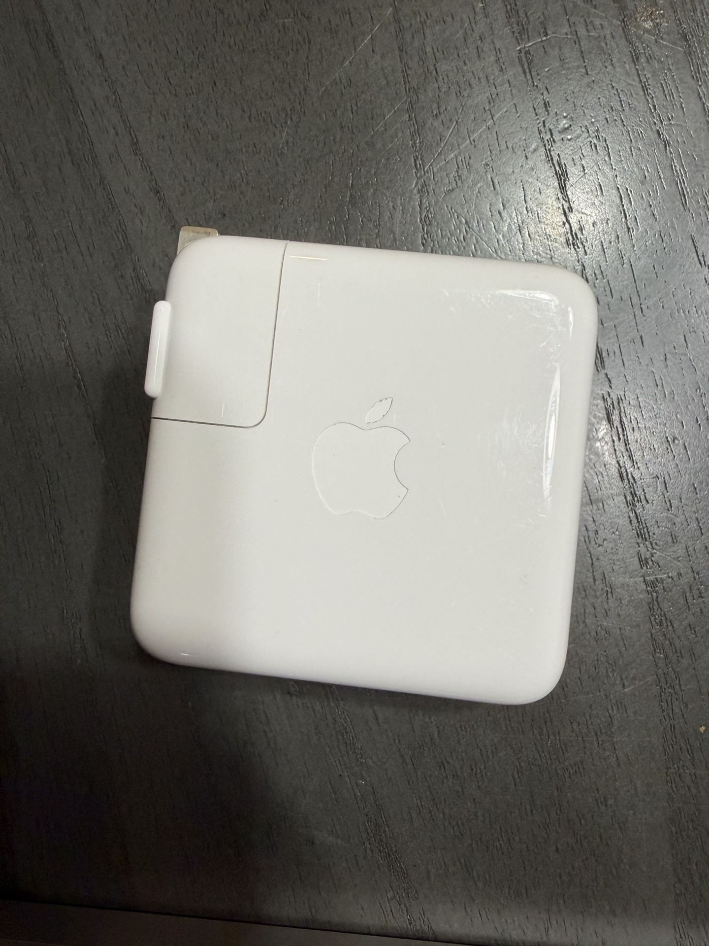 MacBook 70W Type C Charger