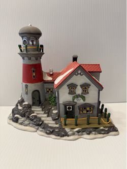 Vintage Department 56 Pidgeonhead Lighthouse. Read Description