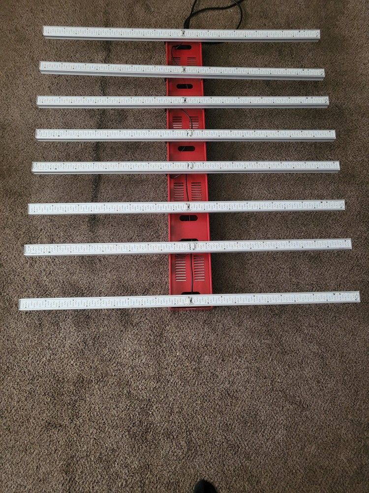 Grow Bright Command Series 660w 8 Bar Grow Light